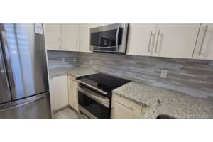 7935 W 30th Ct, Hialeah, FL 33018, Sold 11/06/21