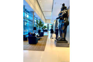 1435 Brickell Ave, Miami, FL 33131, Sold 12/20/21