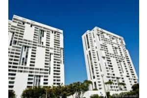 20225 NE 34th Ct, Miami, FL 33180, Sold 11/24/21