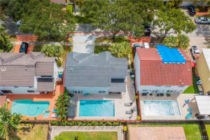 19242 NW 89th Ave, Hialeah, FL 33018, Sold 11/04/21