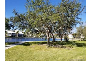 8260 SW 210th St, Cutler Bay, FL 33189, Sold 12/08/21