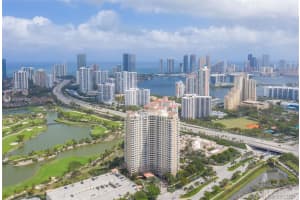 19501 W Country Club Dr, Aventura, FL 33180, Sold 12/20/21