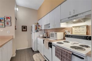 7420 W 20th Ave # 328, Hialeah, FL 33016, Sold 01/21/22