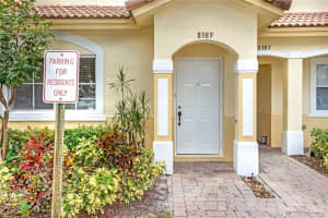 8389 SW 25th Ct, Miramar, FL 33025, Sold 10/27/21