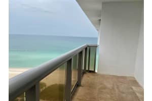 6039 Collins Ave, Miami Beach, FL 33140, Sold 01/10/22