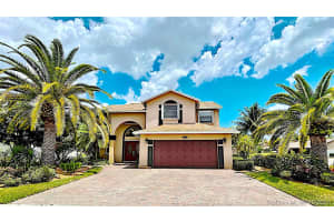 5840 SW 57th Way, Davie, FL 33314, Sold 11/08/21