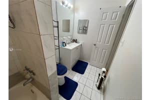 3896 NW 207th St, Miami Gardens, FL 33055, Sold 10/06/21