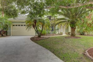 2420 SW Carriage Pl, Palm City, FL 34990, Sold 12/13/21