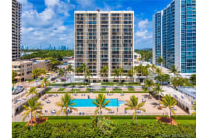 2625 Collins Ave, Miami, FL 33140, Sold 12/15/21