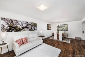 2625 Collins Ave, Miami, FL 33140, Sold 12/15/21