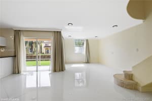 1743 Royal Palm Way, Hollywood, FL 33020, Sold 03/28/22