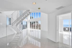 60 SW 13th St, Miami, FL 33130, Sold 01/31/22