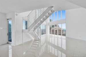 60 SW 13th St, Miami, FL 33130, Sold 01/31/22
