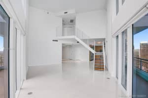 60 SW 13th St, Miami, FL 33130, Sold 01/31/22