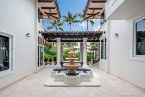143 Rosales Ct, Coral Gables, FL 33143, Sold 03/08/22