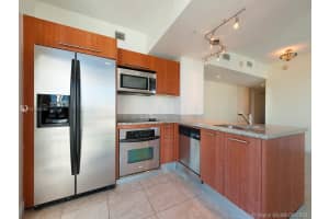 185 SW 7th St 12th floor, Miami, FL 33130, Sold 02/15/22