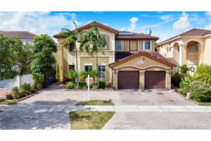 8925 NW 178th St, Hialeah, FL 33018, Sold 12/08/21