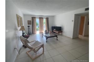 618 Euclid Ave, Miami Beach, FL 33139, Sold 02/28/22
