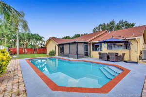 5220 SW 87th Ave, Cooper City, FL 33328, Sold 10/08/21