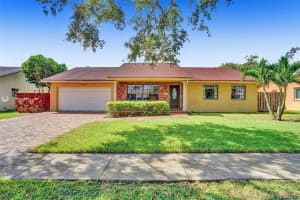 5220 SW 87th Ave, Cooper City, FL 33328, Sold 10/08/21