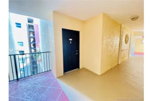 17100 N Bay Rd, Sunny Isles Beach, FL 33160, Sold 10/27/21