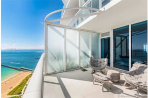100 South Pointe Dr, Miami Beach, FL 33139, Sold 01/31/22