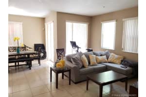 10132 NW 7th St, Miami, FL 33172, Sold 11/05/21