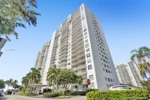 2851 NE 183rd St #1111e, Aventura, FL 33160, Sold 12/06/21