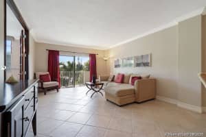 1455 N Treasure Dr #3r, North Bay Village, FL 33141, Sold 09/27/21