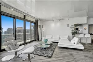 20281 E Country Club Dr TW8, Aventura, FL 33180, Sold 06/07/23