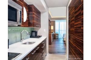 551 N Fort Lauderdale Beach Blvd H1604, Fort Lauderdale, FL 33304, Sold 05/16/22