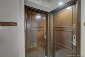 505 N Fort Lauderdale Beach Blvd, Fort Lauderdale, FL 33304, Sold 01/21/22