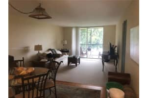 3300 W Rolling Hills Cir, Davie, FL 33328, Sold 01/11/22