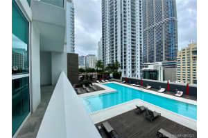 1080 Brickell Ave, Miami, FL 33131, Sold 01/02/22