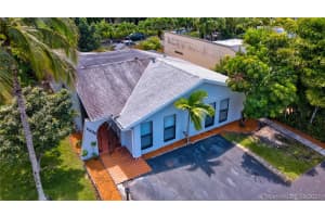 11436 SW 35th Ln, Miami, FL 33165, Sold 11/19/21
