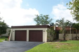 9438 Oakburst Ln B5, Tamarac, FL 33321, Sold 10/20/21