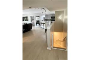 2119 SE 10th Ave, Fort Lauderdale, FL 33316, Sold 10/05/21