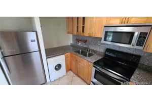 4011 N University Dr, Sunrise, FL 33351, Sold 11/01/21