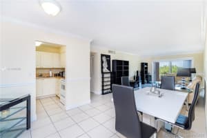 9441 SW 76th St APT V32, Miami, FL 33173, Sold 01/26/22