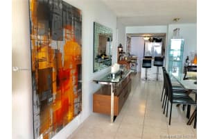6039 Collins Ave, Miami Beach, FL 33140, Sold 03/28/22