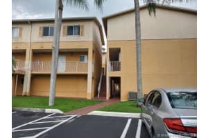 6205 SW Kendale Lakes Cir, Miami, FL 33183, Sold 11/12/21