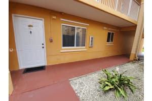 6205 SW Kendale Lakes Cir, Miami, FL 33183, Sold 11/12/21