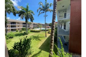 581 Blue Heron Dr #204b, Hallandale Beach, FL 33009, Sold 10/12/21