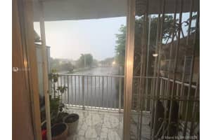 240 NW 107th Ave, Miami, FL 33172, Sold 10/20/21