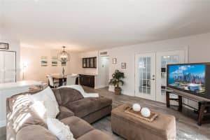 746 NW 106th Ave B1, Miami, FL 33172, Sold 11/08/21
