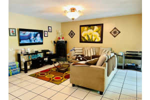 11091 NW 7th St, Miami, FL 33172, Sold 11/01/21