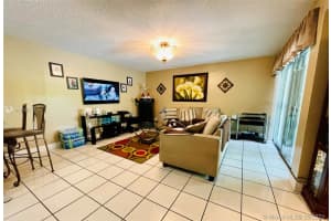 11091 NW 7th St, Miami, FL 33172, Sold 11/01/21