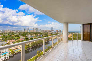 3600 Yacht Club Dr, Aventura, FL 33180, Sold 11/04/21