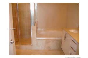 3330 NE 190th St, Aventura, FL 33180, Sold 11/18/21