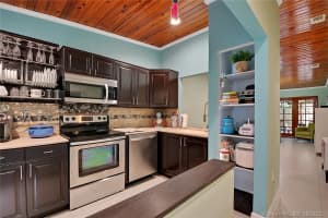 11426 NW 4th Terrace, Miami, FL 33172, Sold 10/12/21